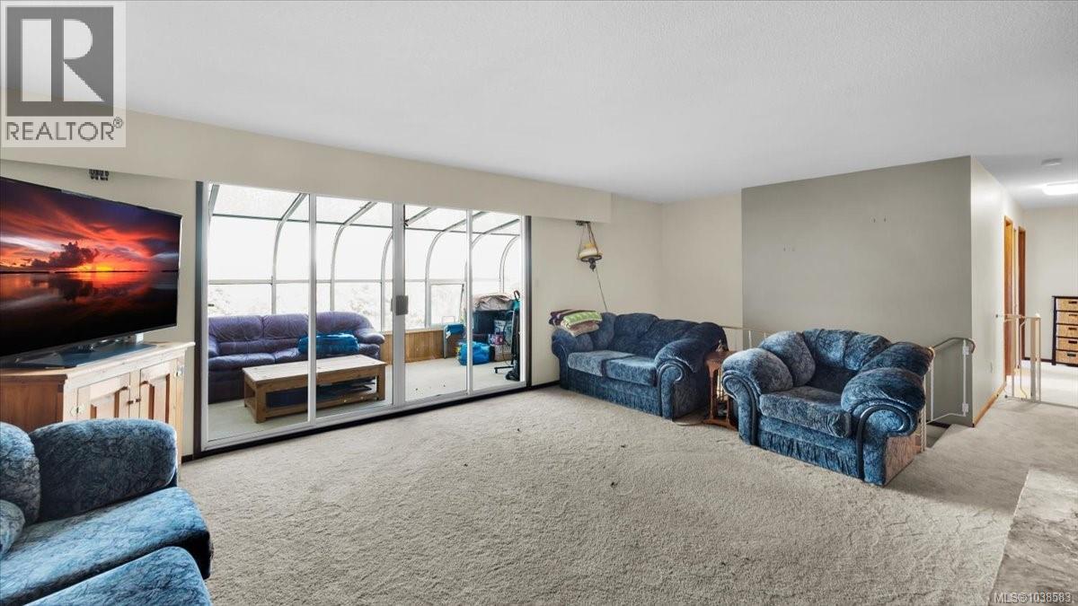 2348 French Rd N - 15