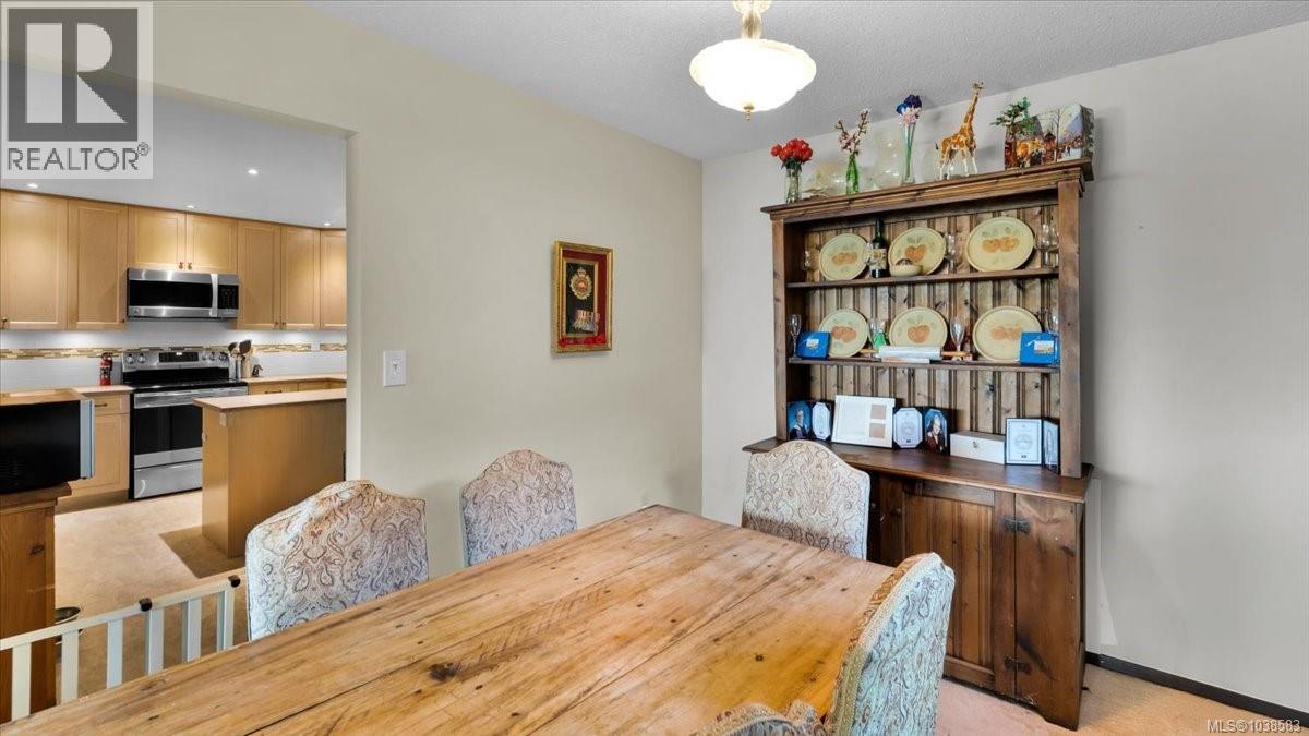 2348 French Rd N - 27