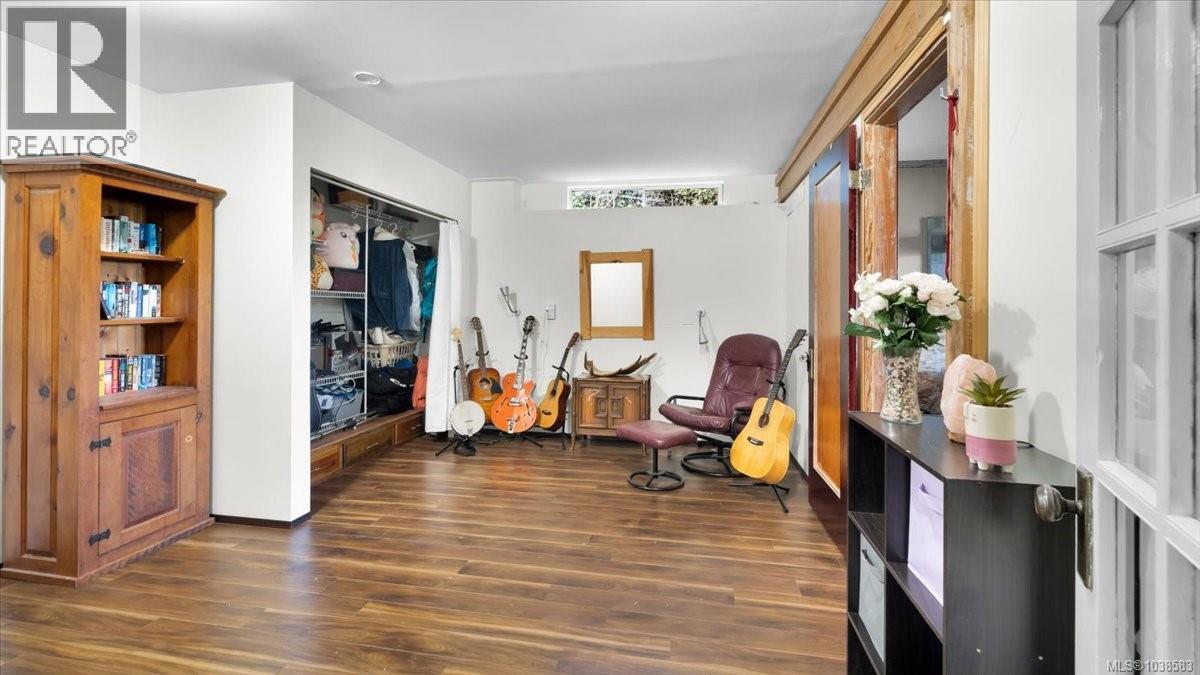 2348 French Rd N - 54
