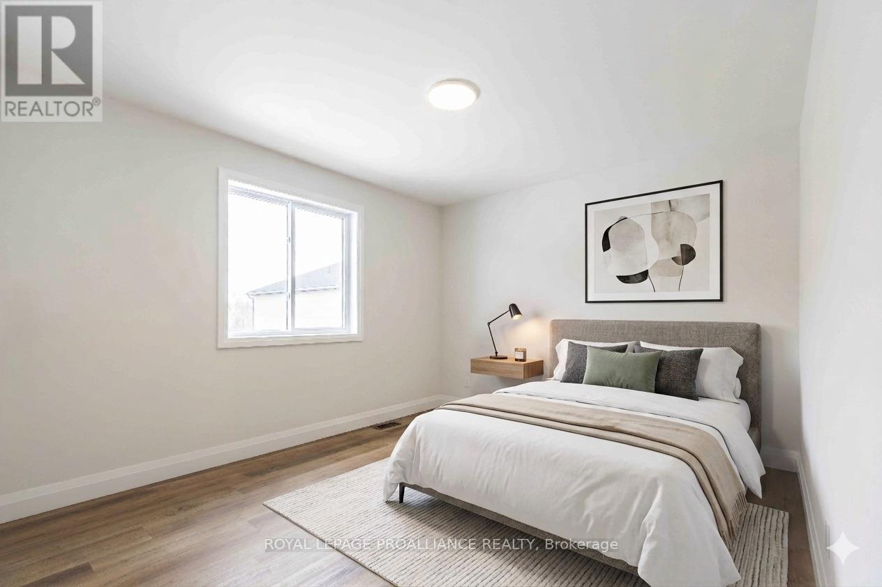 70 STIRLING CRESCENT - 20