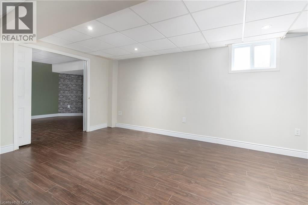 5 EARLY Street - 25