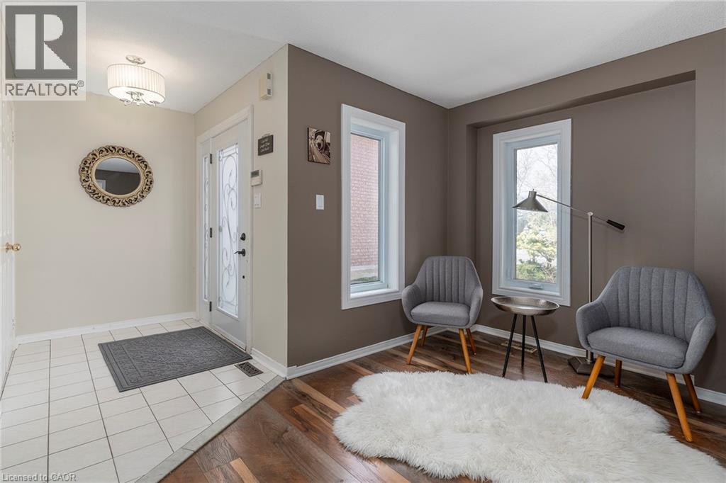 5 EARLY Street - Image 3