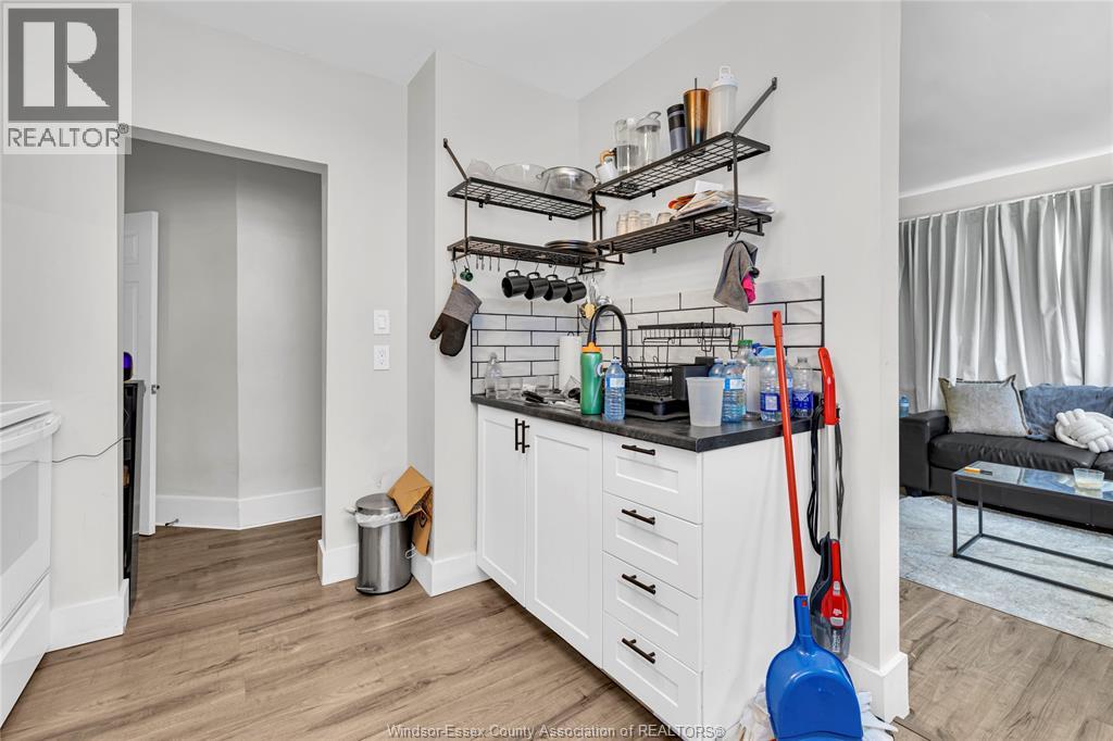 826 JOS JANISSE AVENUE - 4