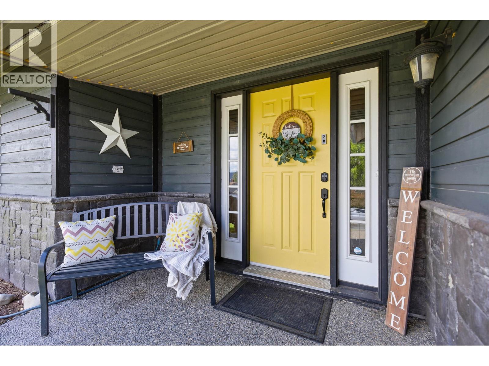 77 RIDGEWOOD Place - photo 2