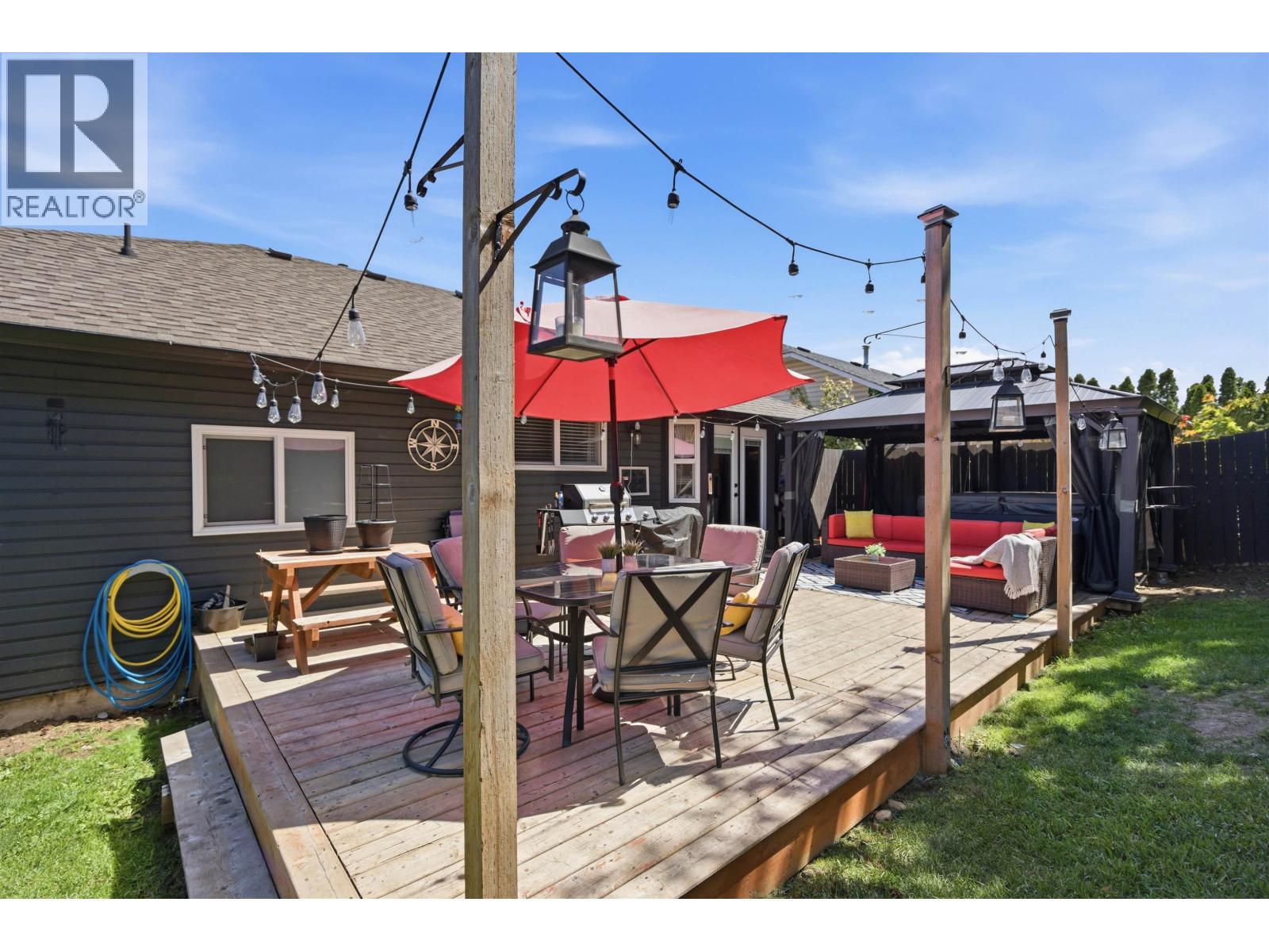 77 RIDGEWOOD PLACE - 4