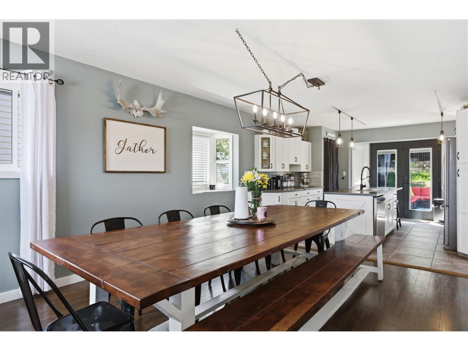 77 RIDGEWOOD PLACE - 15
