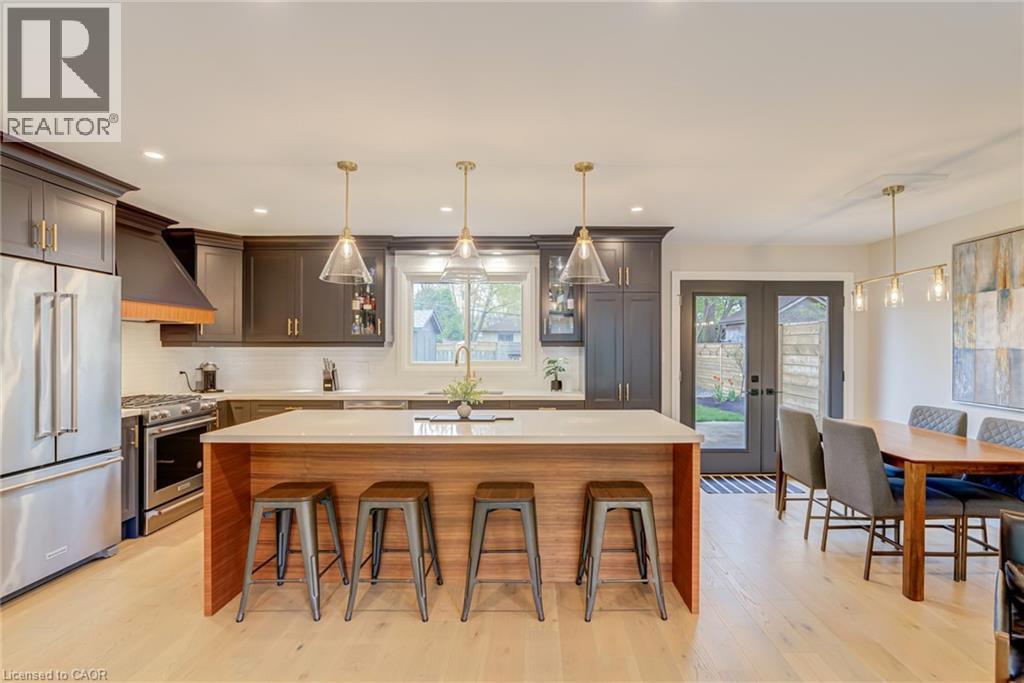5226 SPRUCE Avenue - 7
