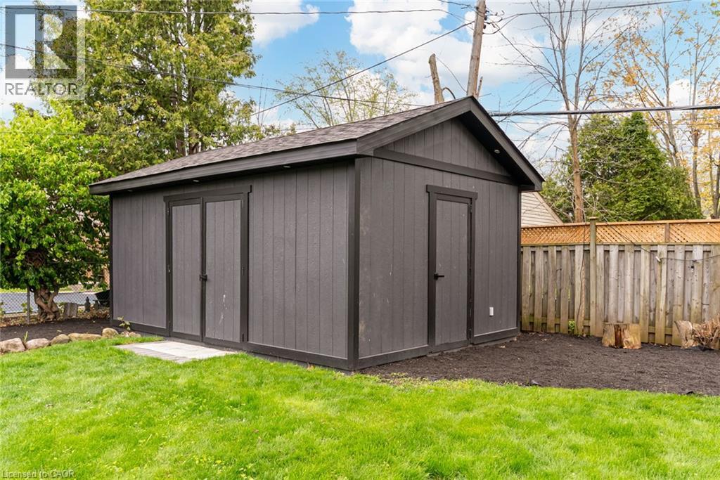 5226 SPRUCE Avenue - 26