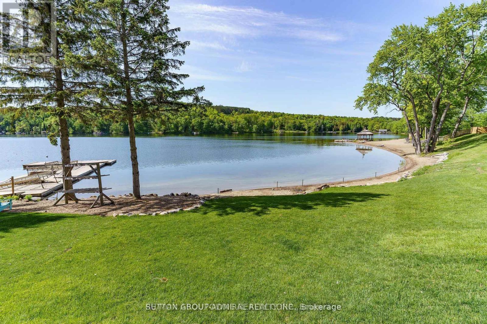 #425 25 PEN LAKE POINT ROAD - 10
