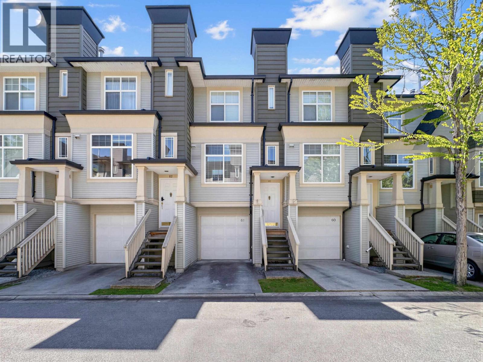 61 3711 ROBSON Court - main photo