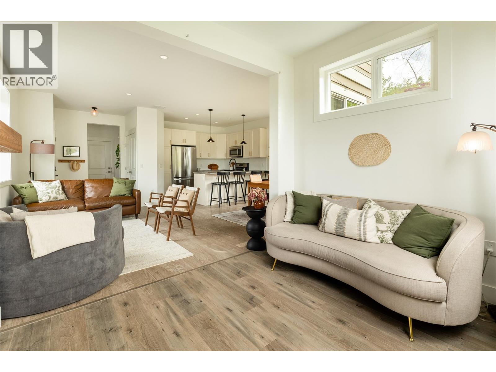  1209 Bergamot Avenue, Kelowna