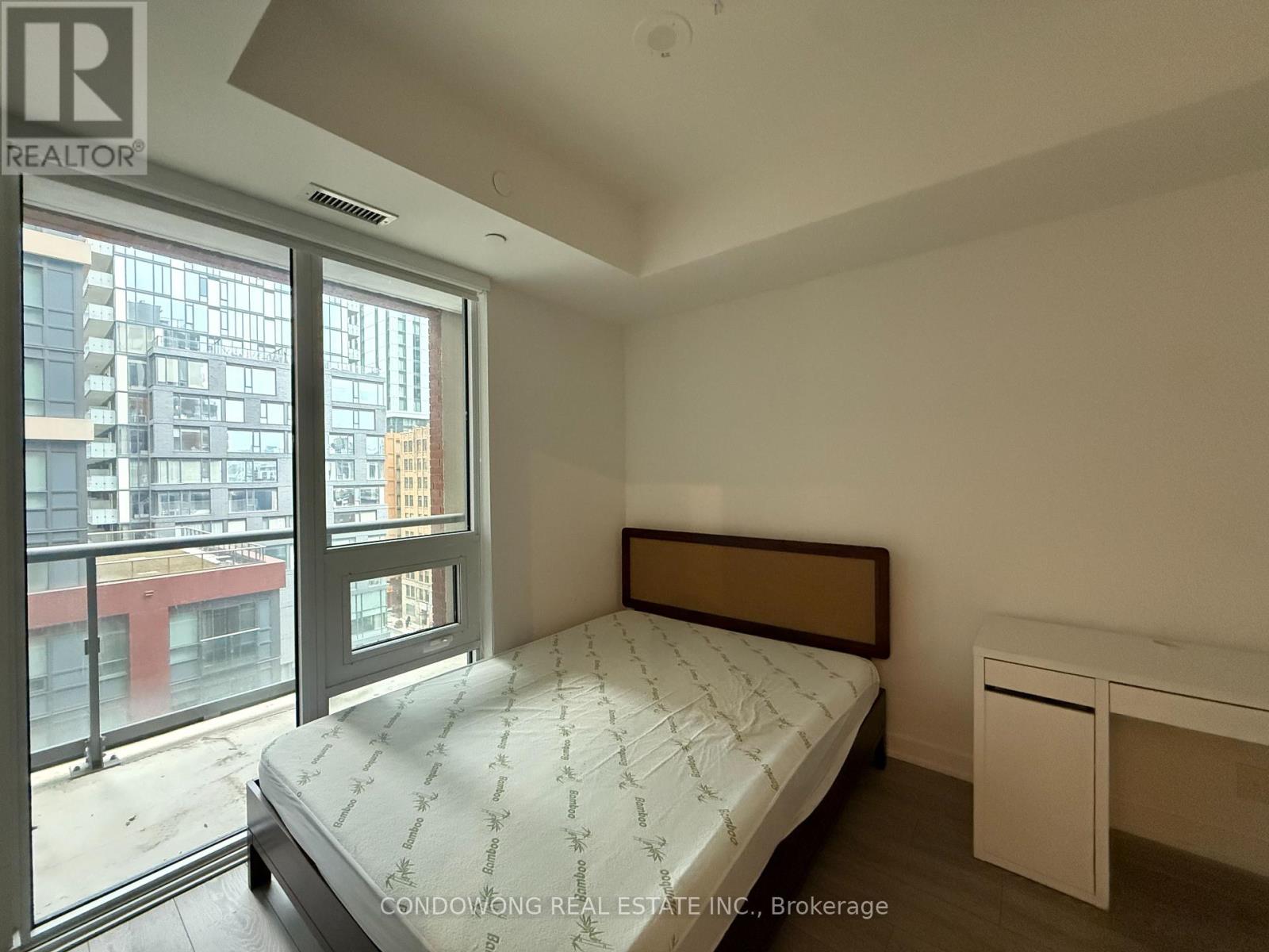 Floor To Ceiling Windows