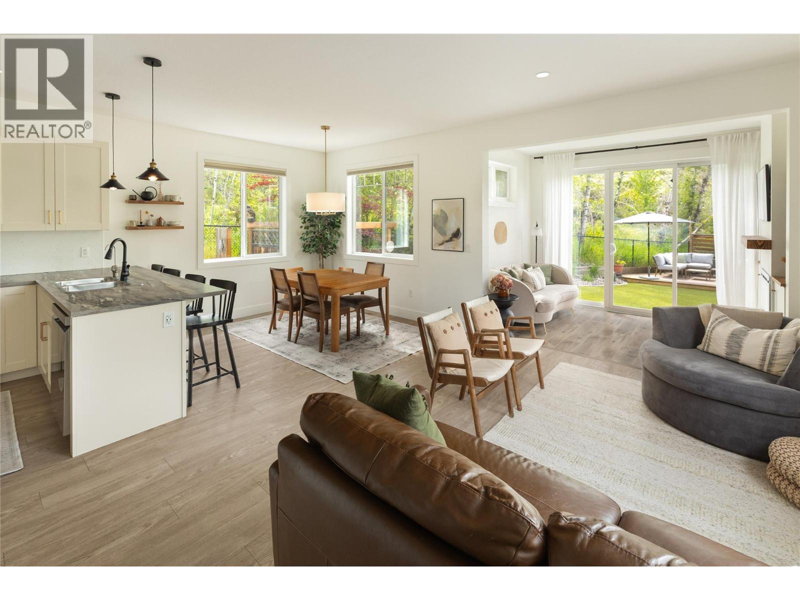 1209 Bergamot Avenue, Kelowna