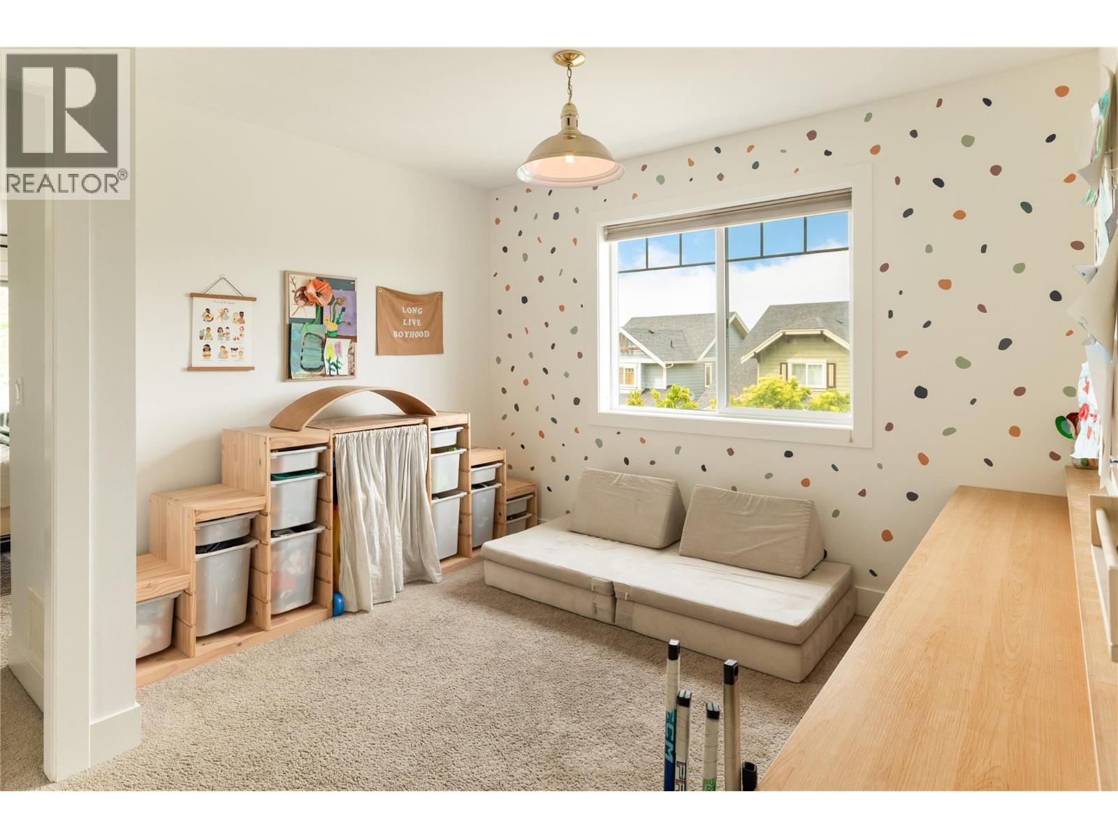  1209 Bergamot Avenue, Kelowna