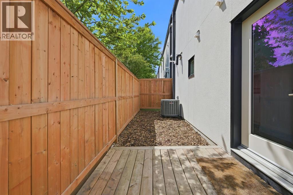 3620 17 Street SW - 35