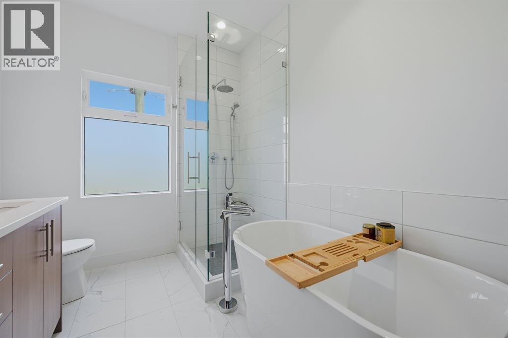 3620 17 Street SW - 24