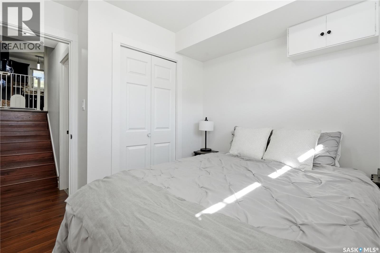 267 Upland DRIVE - 22