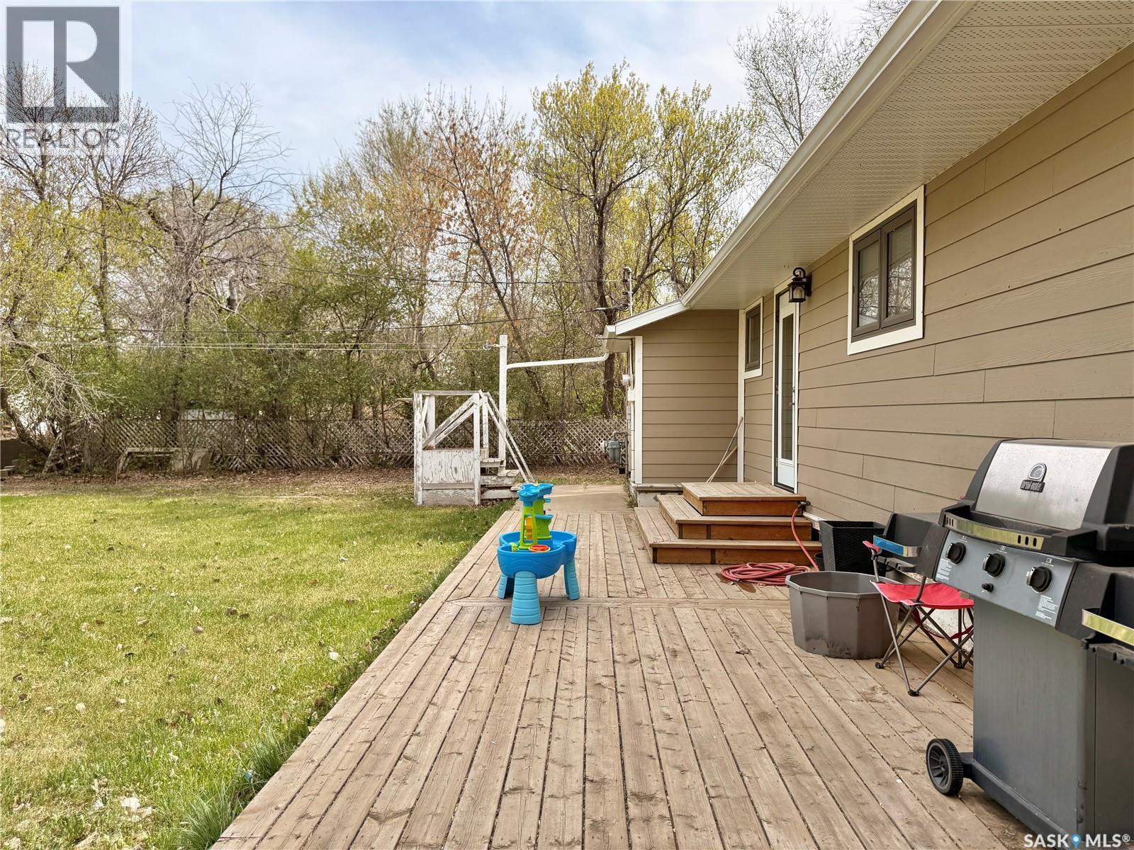 211 Pangman STREET - 31