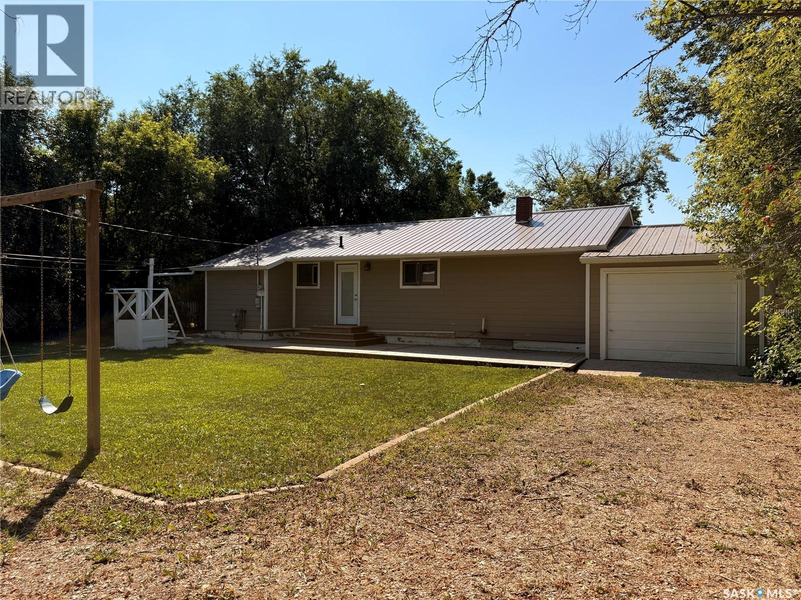 211 Pangman STREET - 37