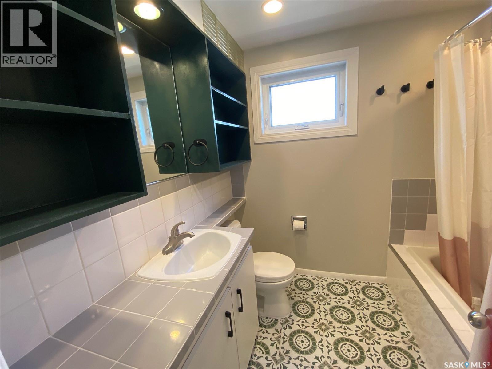 210 First AVENUE - 17