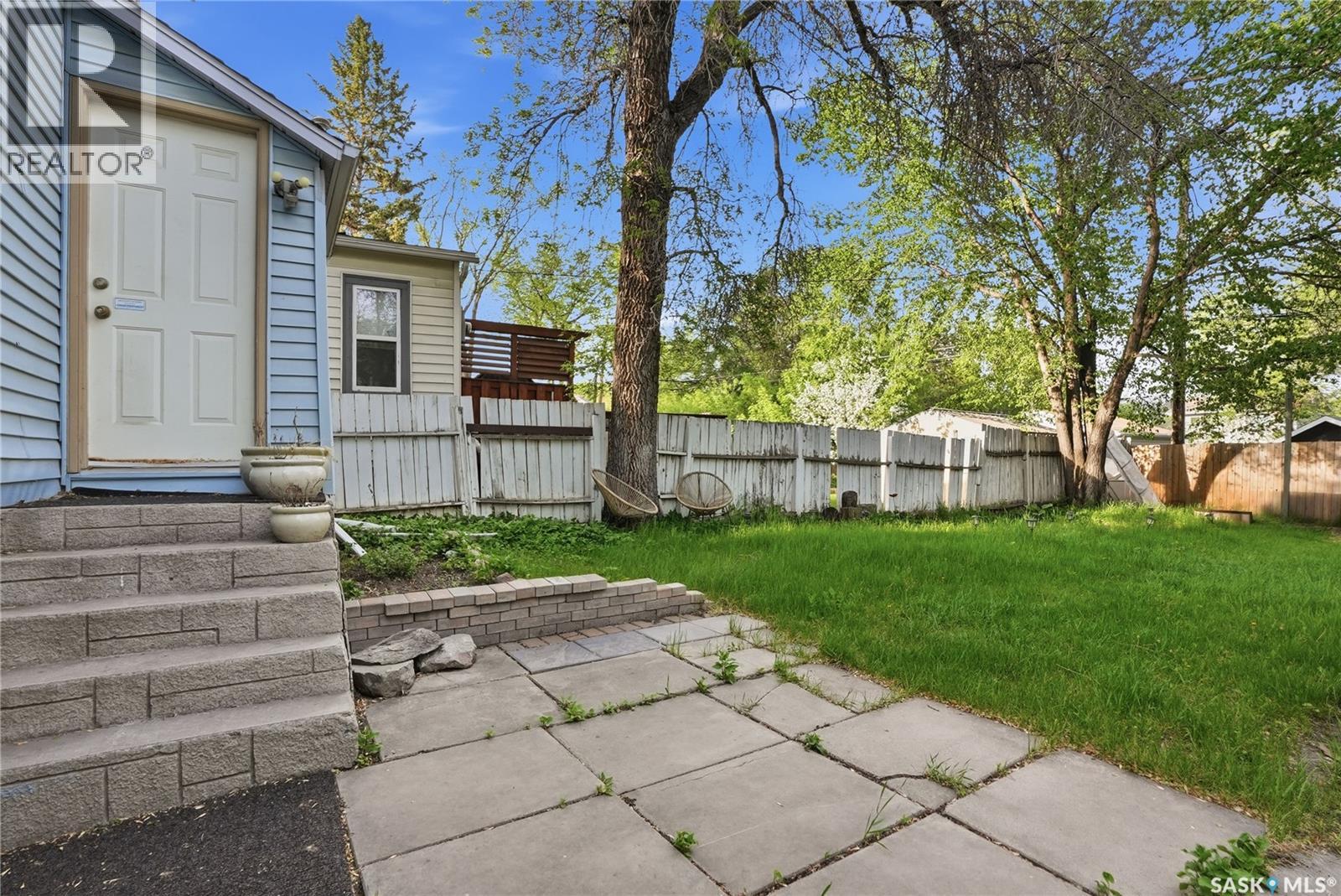 236 I AVENUE N - 36