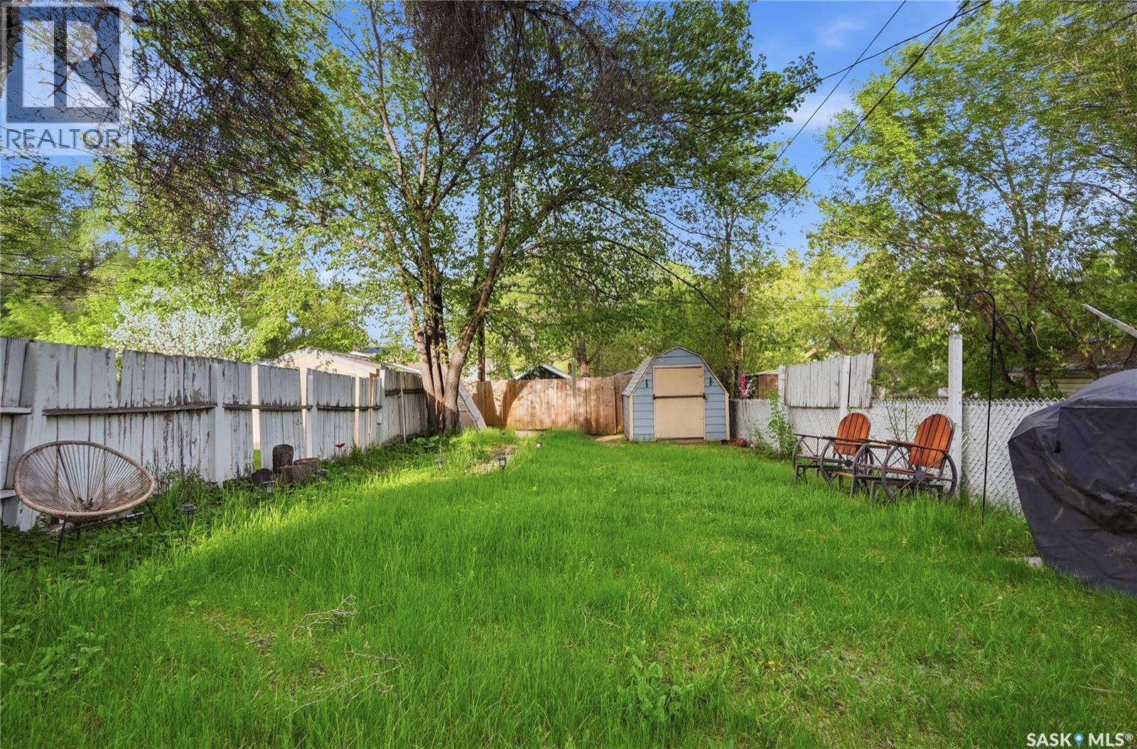236 I AVENUE N - 37