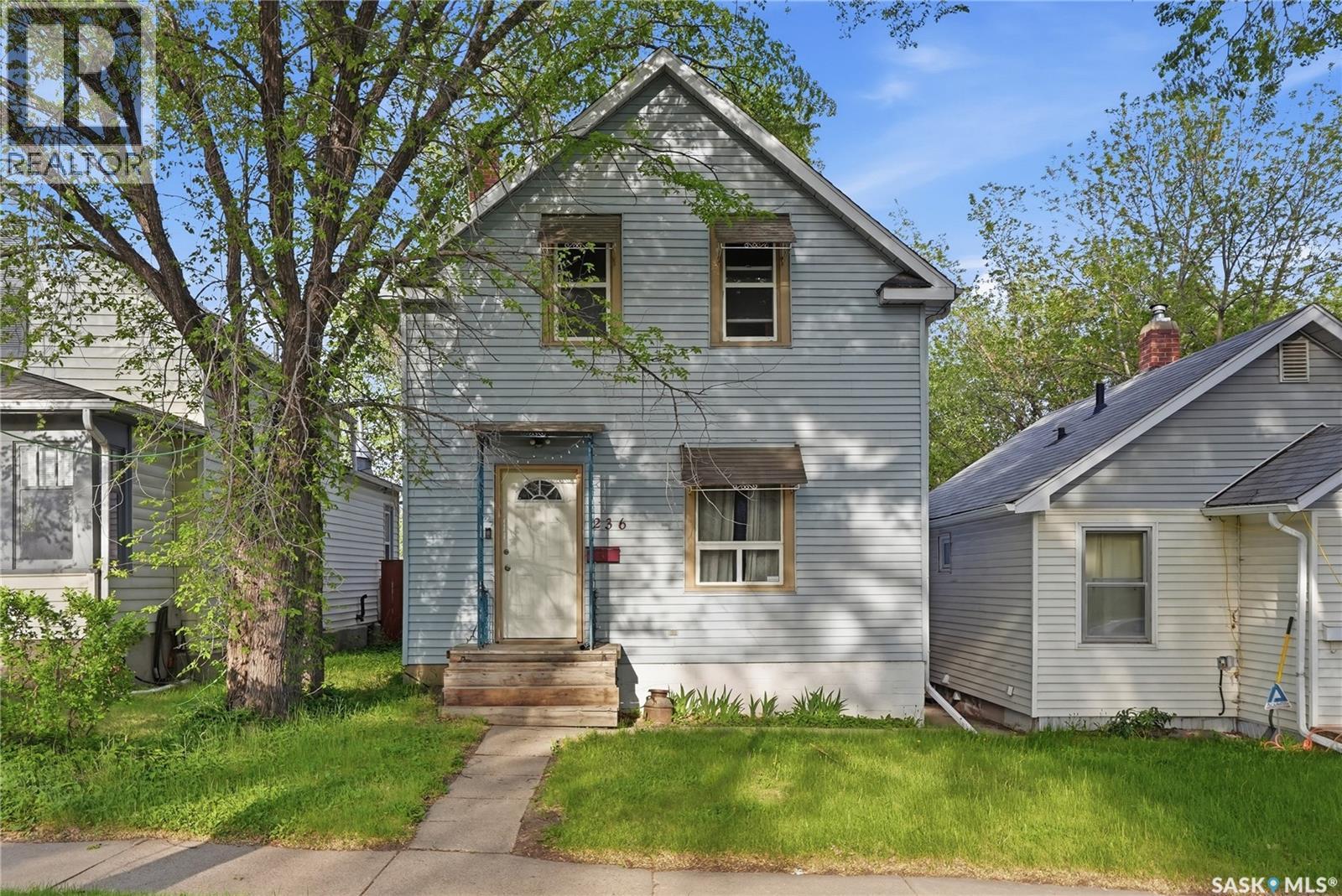 236 I AVENUE N - 40
