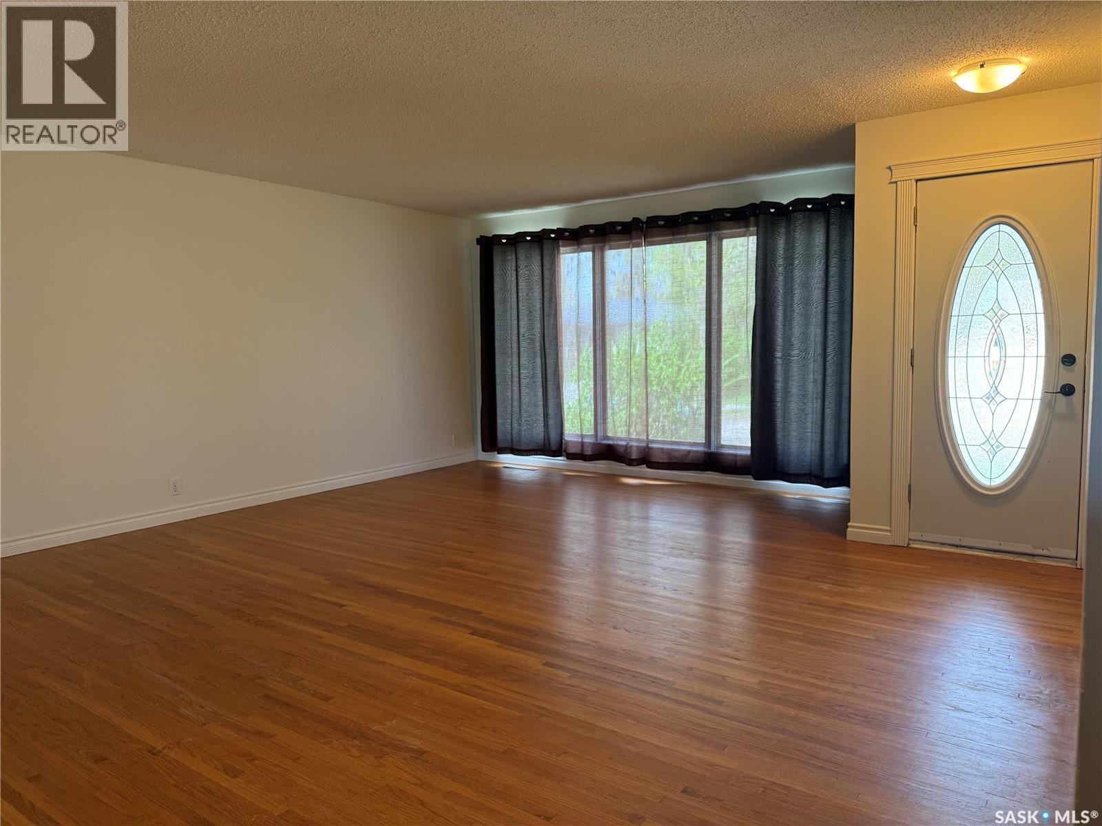 25 Calder CRESCENT - Image 2