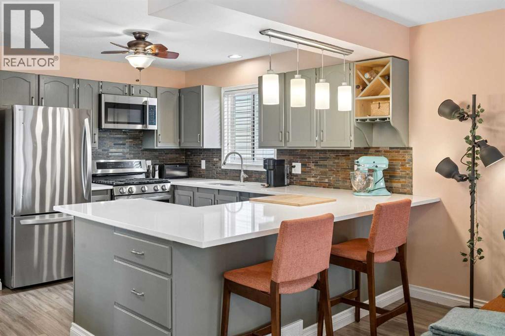 1840 33 Avenue SW - 8