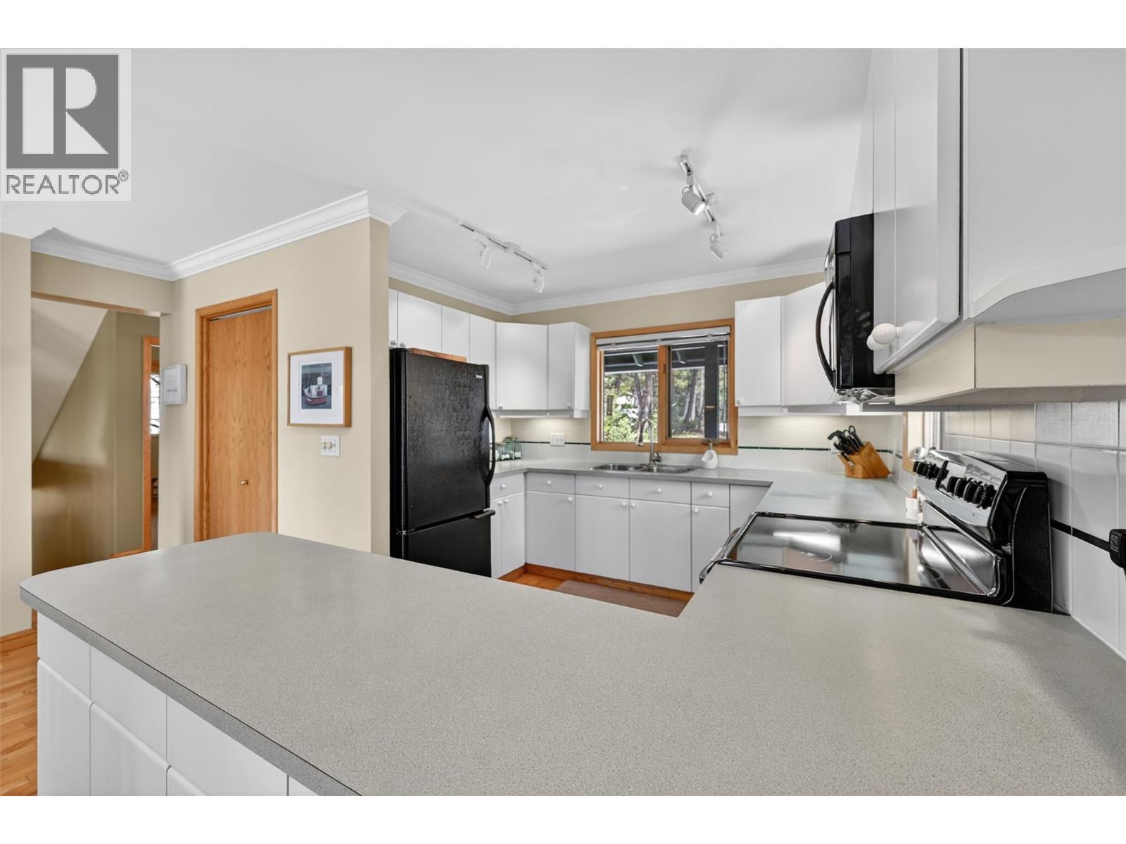 1067 Timberhill Place - 15