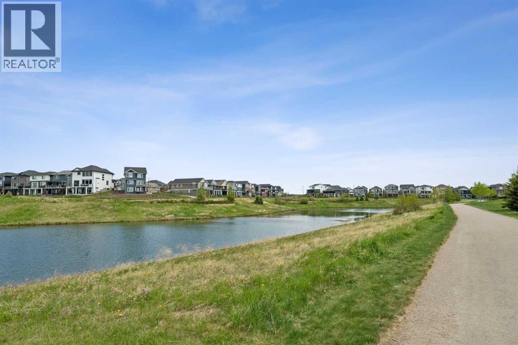 4 Highwood Drive - 48