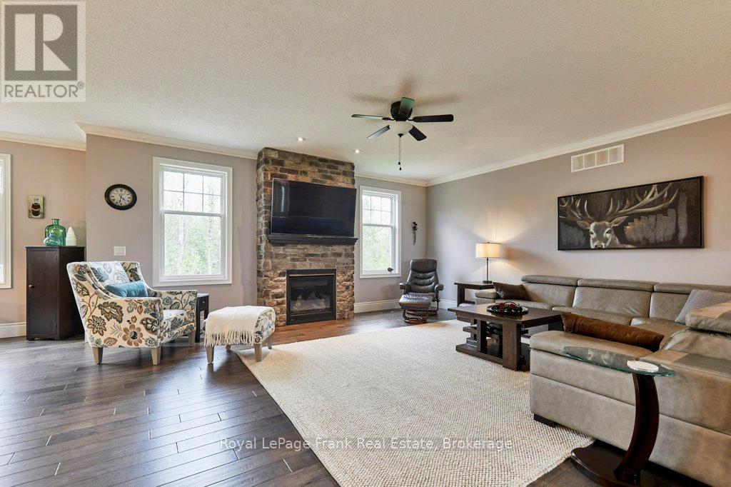 3340 POGUE ROAD - 9