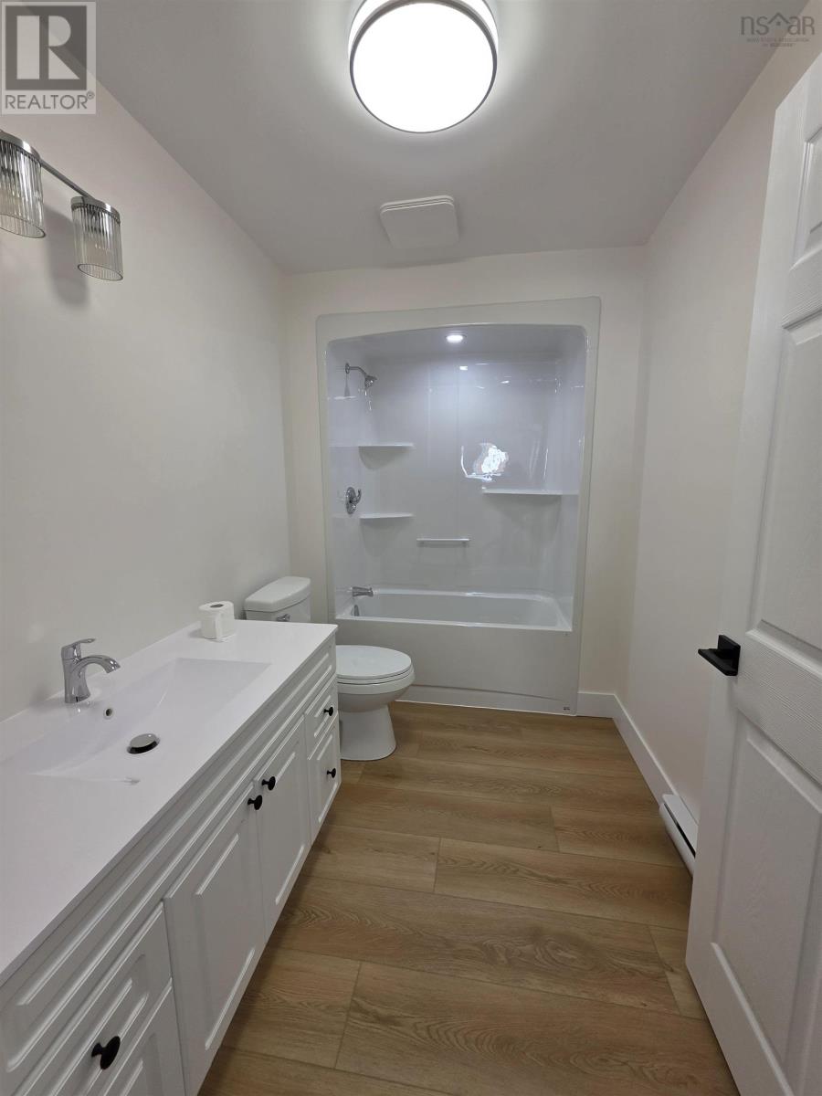 6 South Street - 9