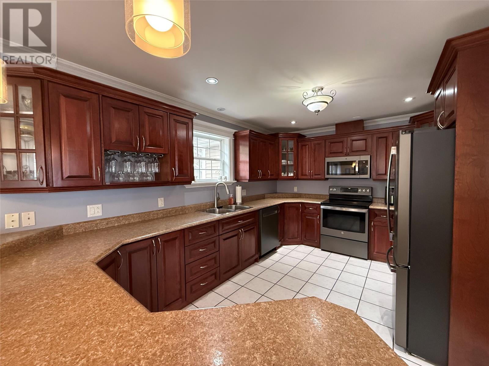 20 McDonald Crescent - 11