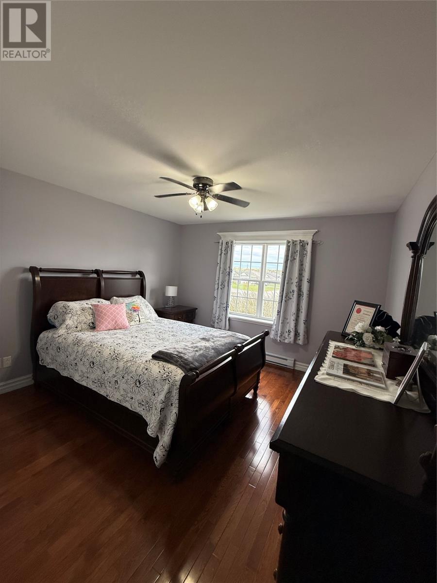 20 McDonald Crescent - 23