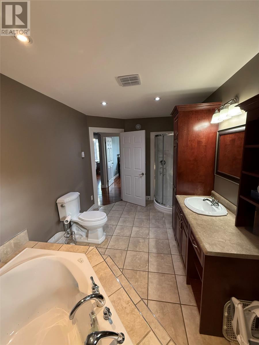 20 McDonald Crescent - 27