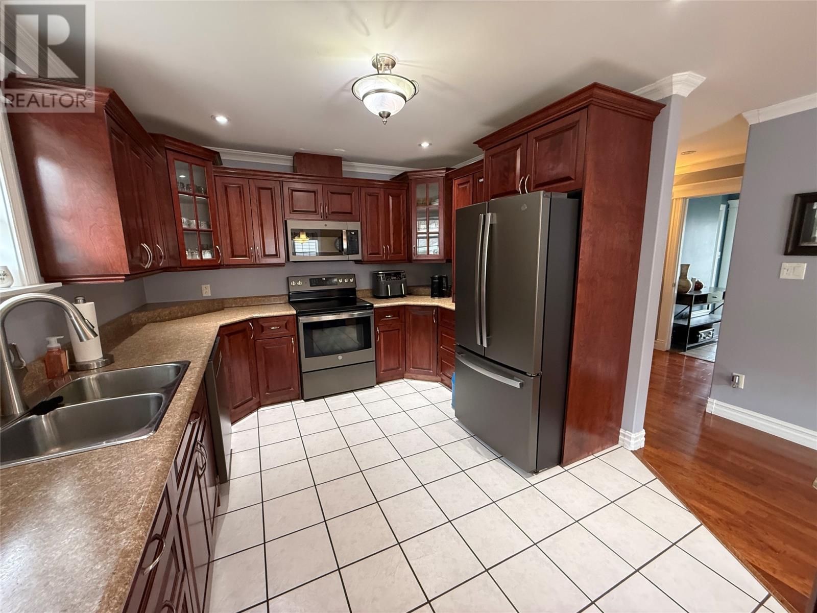 20 McDonald Crescent - 7