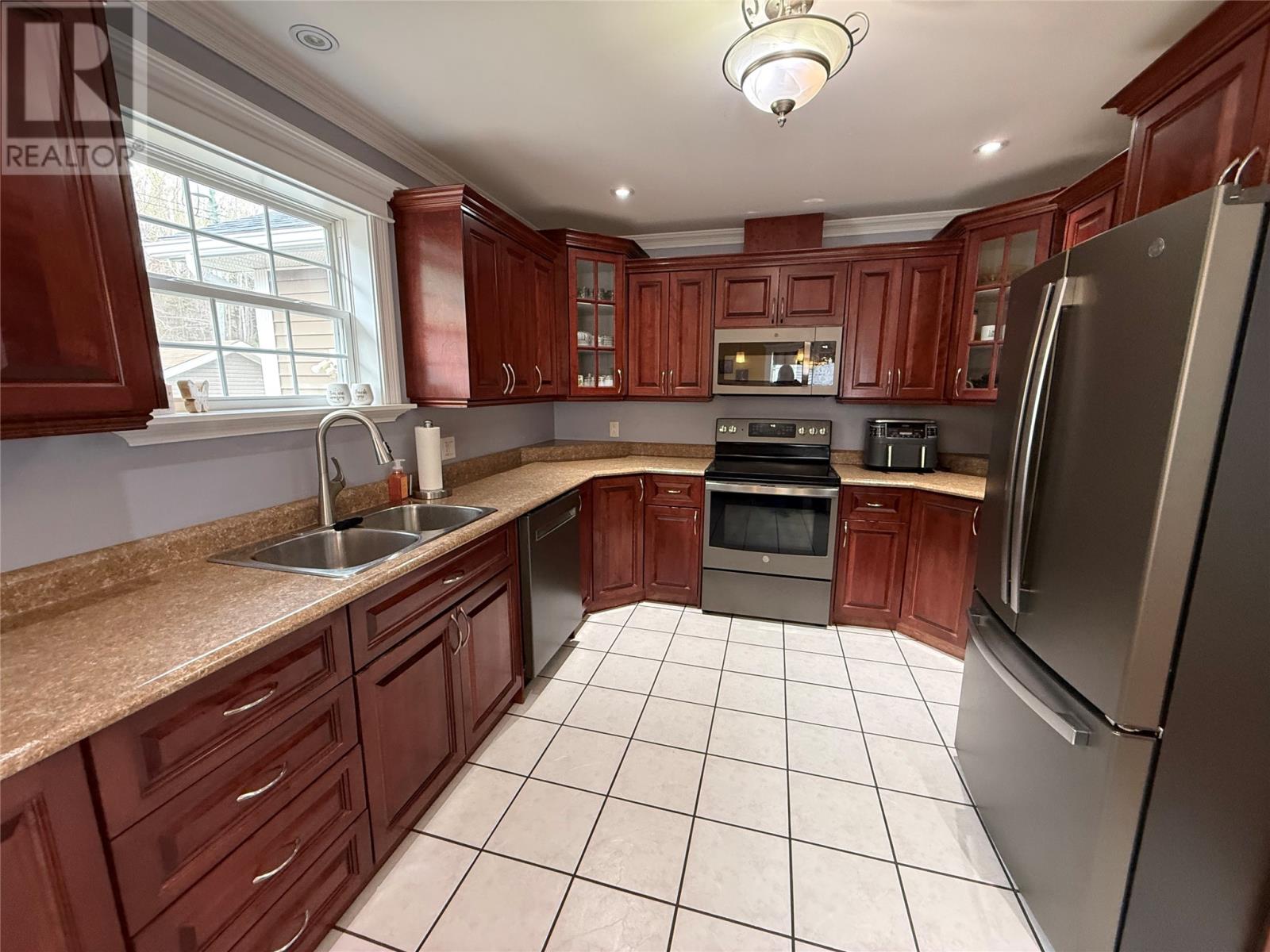 20 McDonald Crescent - 9