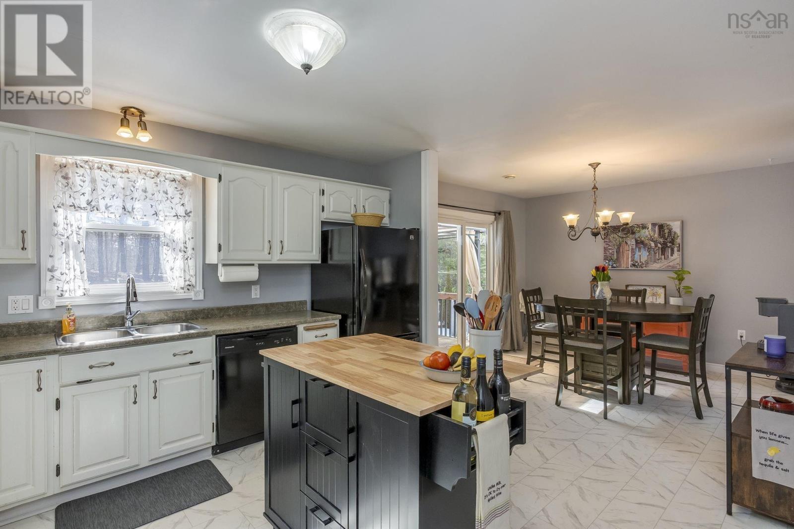 868 Shawn Drive - 8