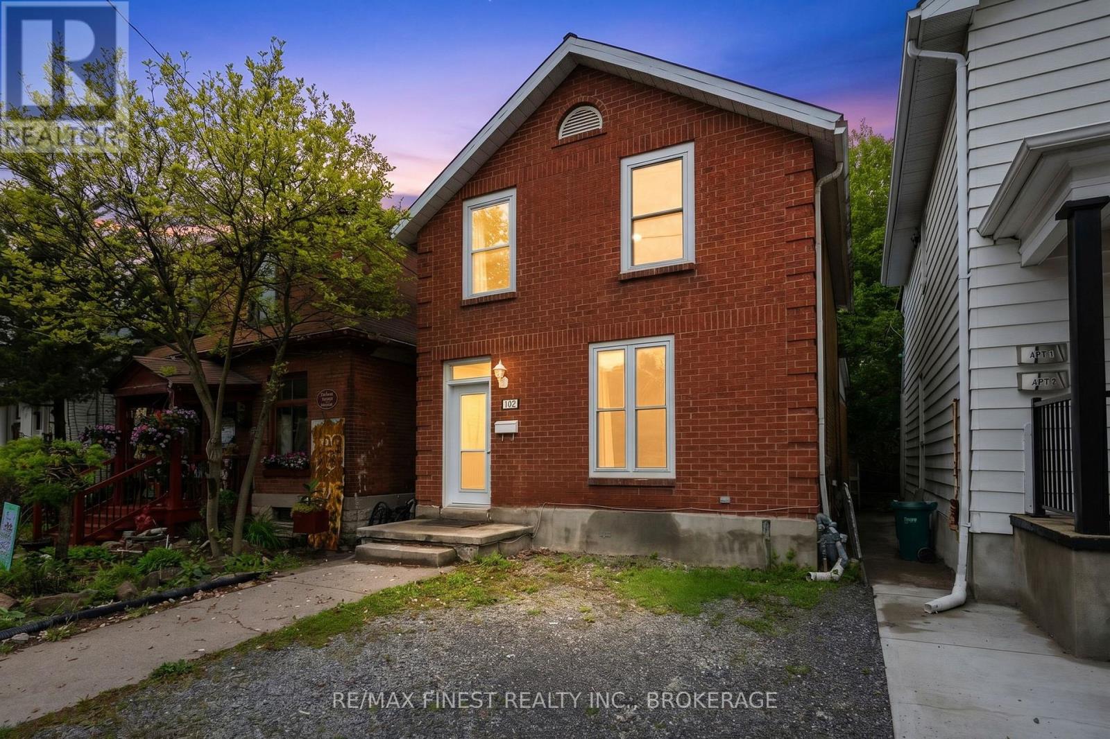 182 MONTREAL STREET