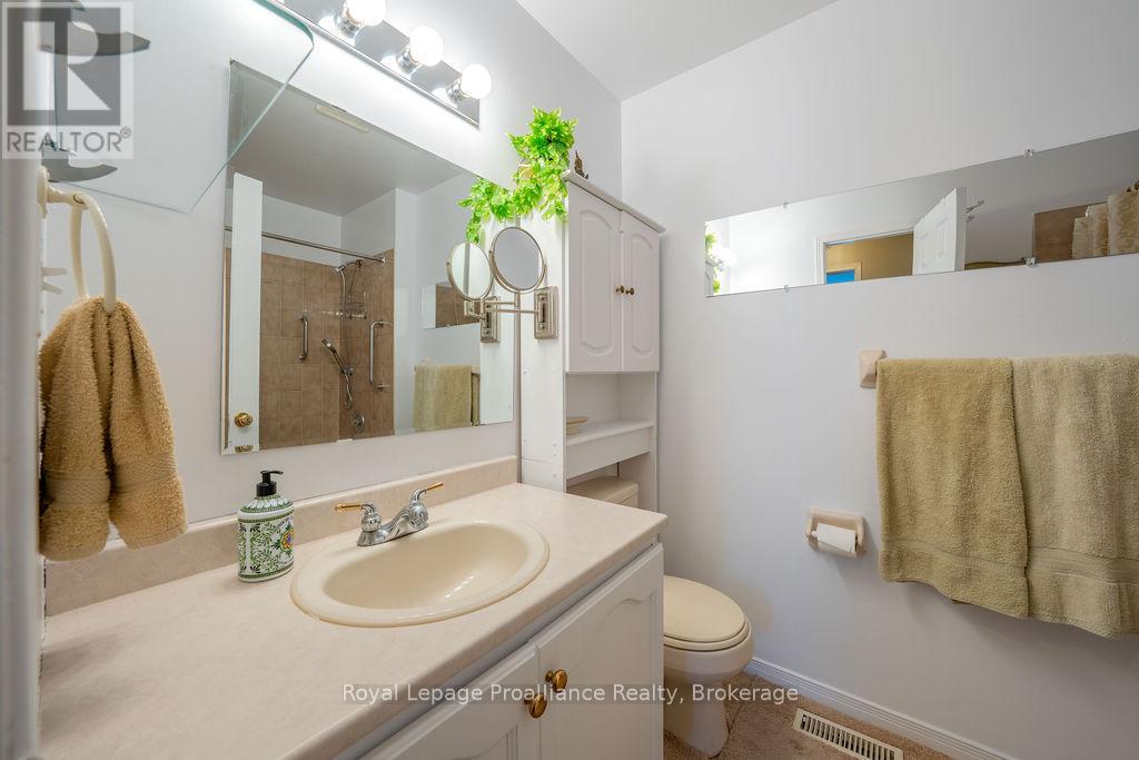 611 BARNSLEY CRESCENT - 20