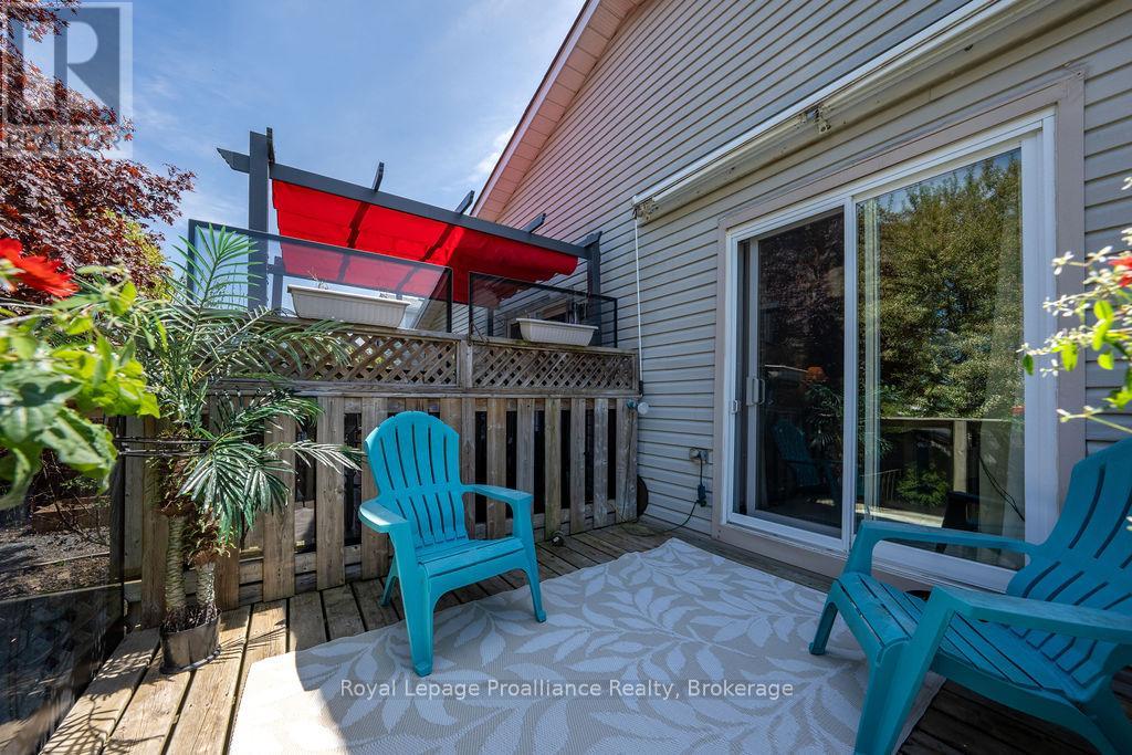 611 BARNSLEY CRESCENT - 24