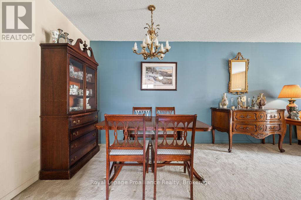611 BARNSLEY CRESCENT - Image 3