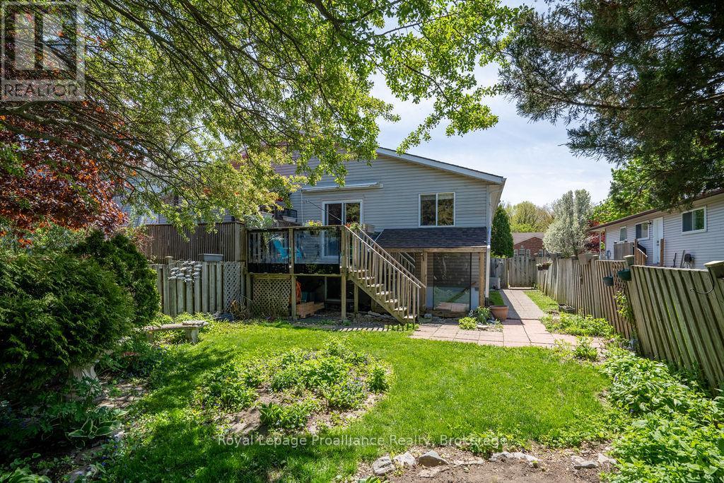 611 BARNSLEY CRESCENT - 45