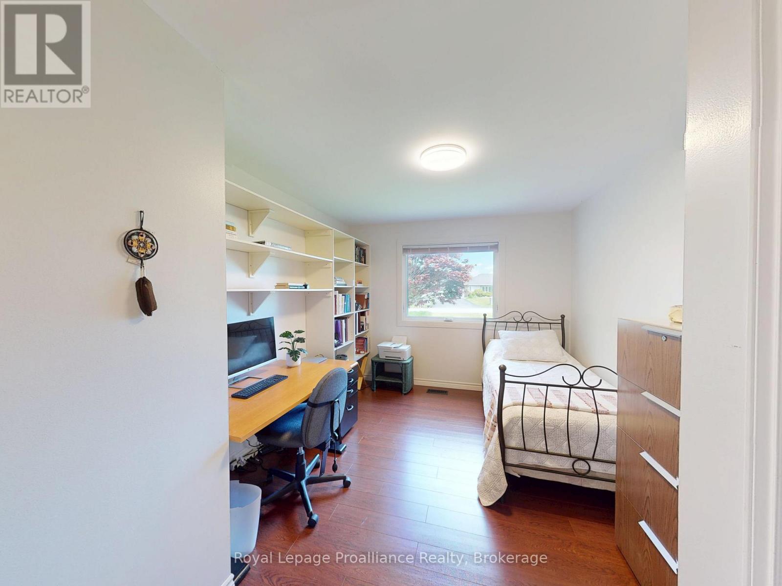 100 BAY BREEZE STREET - 10