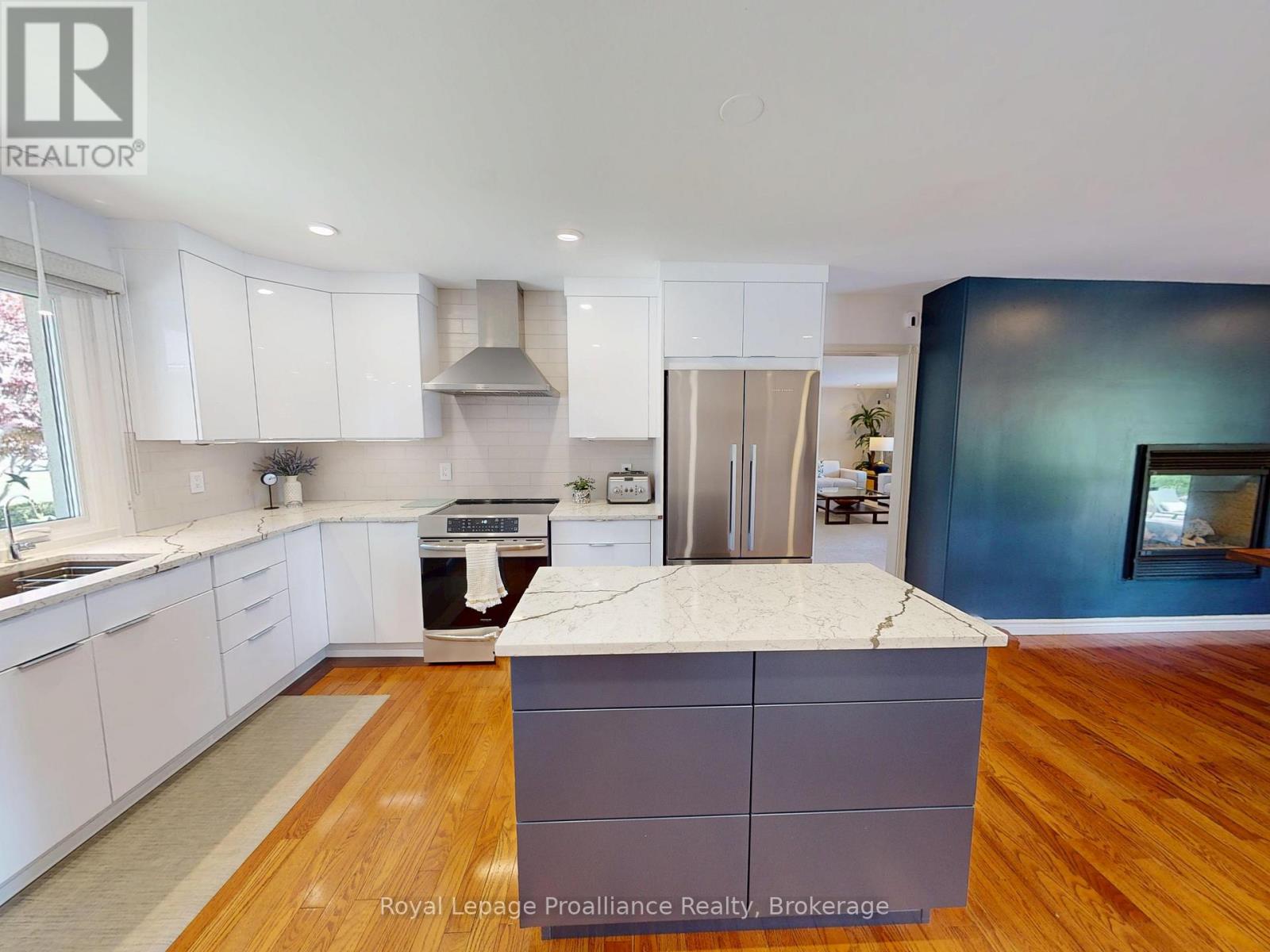100 BAY BREEZE STREET - 18