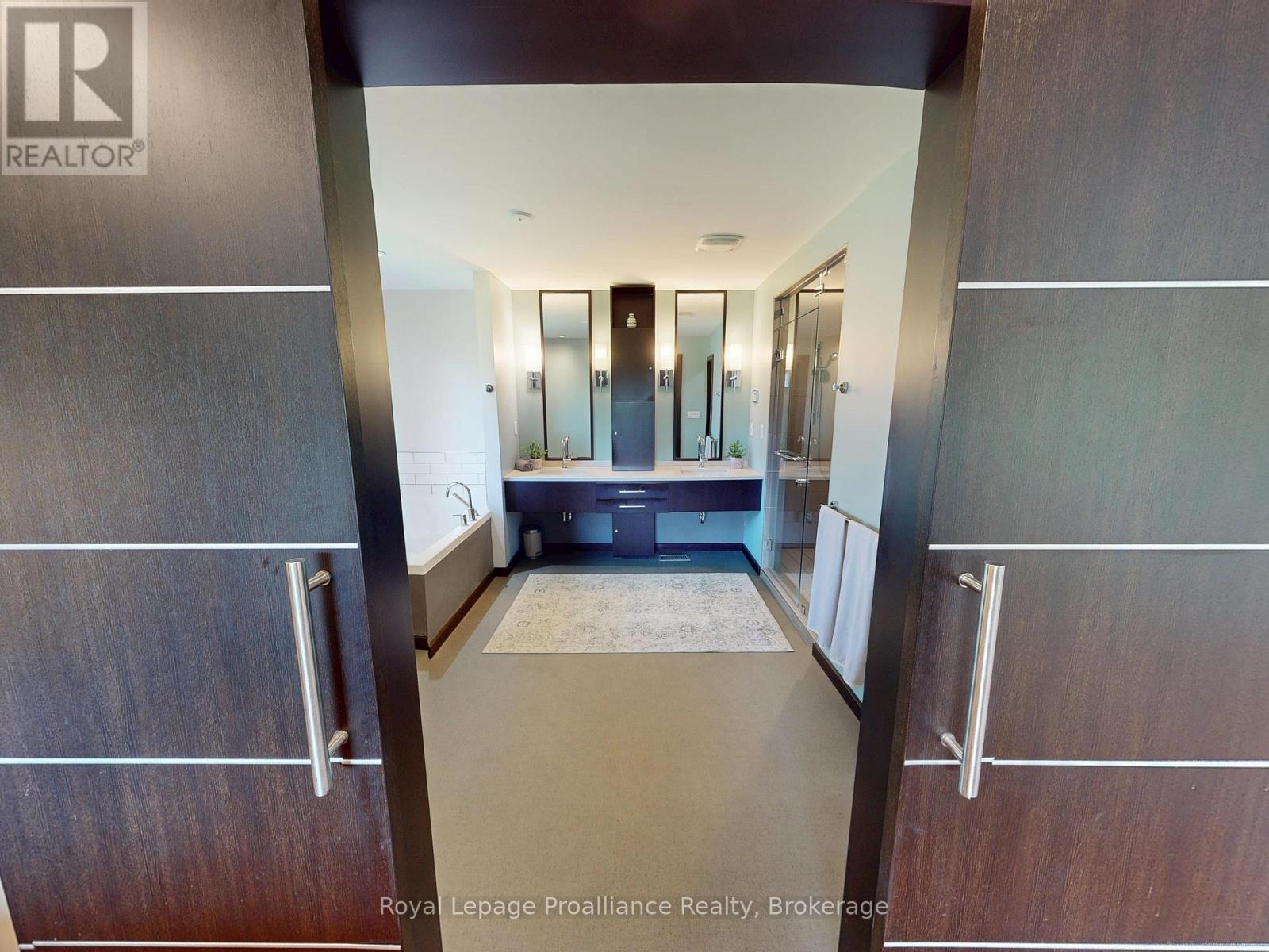 100 BAY BREEZE STREET - 24