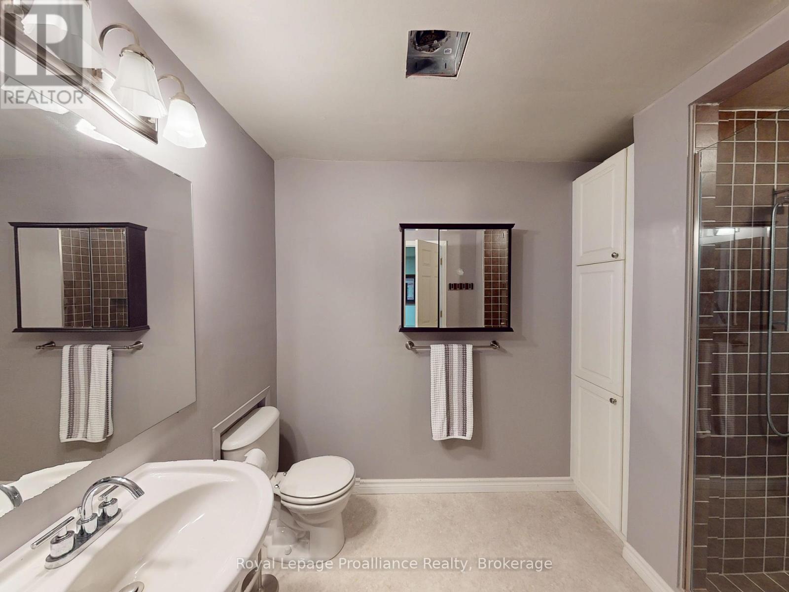 100 BAY BREEZE STREET - 31