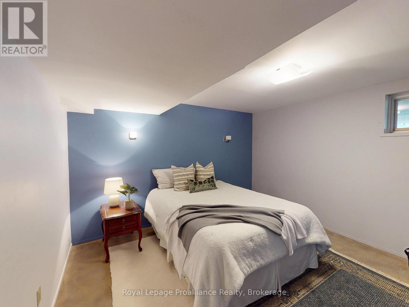 100 BAY BREEZE STREET - 34