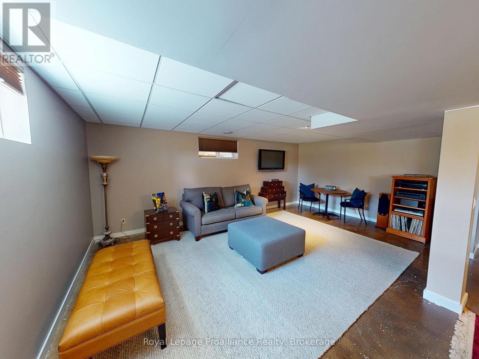 100 BAY BREEZE STREET - 36